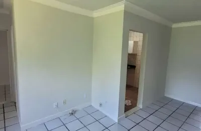 Apartamento com 2 quartos para alugar na Rua Mestre Canjiquinha, Imbuí, Salvador