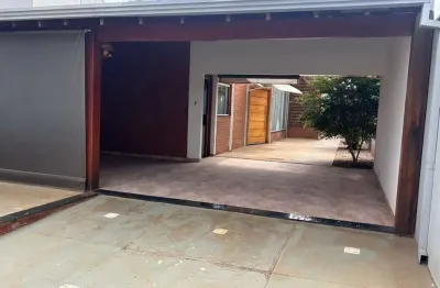 Residencial solaris, linda casa com 02 dormitórios, banheira de imersão e piscina.