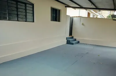 Vila xavier, casa ampla 03 dormitórios + salão comercial, ótima localização.