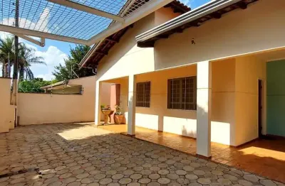 Casa com 3 quartos à venda no jardim imperador, araraquara , 247 m2 por r$ 650.000