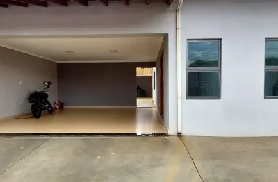 Casa com 3 quartos à venda no jardim residencial lupo ii, araraquara , 209 m2 por r$ 550.000