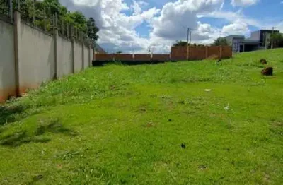 Terreno à venda no Parque Laranjeiras, Araraquara , 308 m2 por R$ 180.000