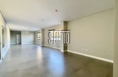 &amp;quot;sala comercial para locação  no centro de carlos barbosa: 2 banheir