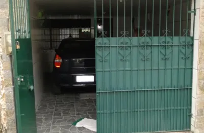 Casa à venda no Parque Aeroporto, Macaé 