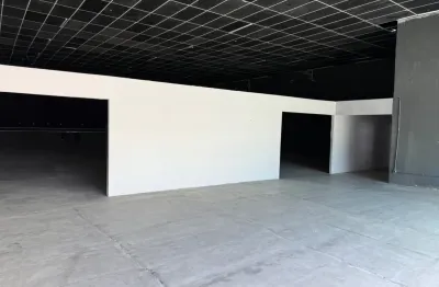 Barracão / Galpão / Depósito com 2 salas para alugar no Riviera Fluminense, Macaé 