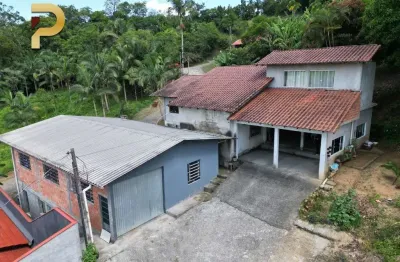 Casa com 4 quartos à venda no Itoupavazinha, Blumenau  por R$ 650.000
