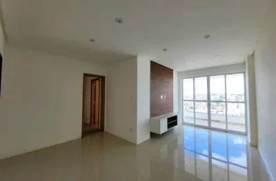 Apartamento de 02 suítes, elevador e 06 vagas de garagem no cascatinha