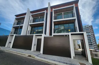 Casa com 3 quartos à venda na Rua Acácia do Paraibuna, Mansões do Bom Pastor, Juiz de Fora