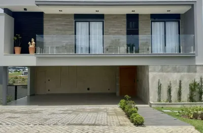 Casa em condomínio fechado com 4 quartos à venda na Rua Uberlândia, Alphaville, Juiz de Fora