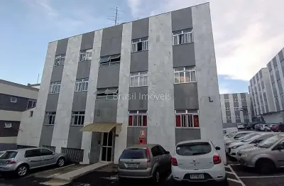 Apartamento de 03 quartos com suíte e garagem no paineiras
