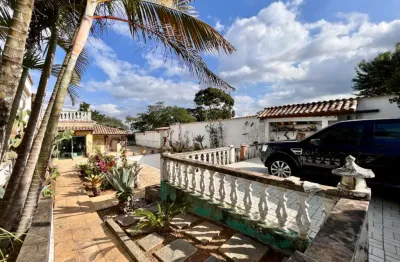 Casa com 4 quartos à venda na Rua Randall de Oliveira, Parque Guadalajara, Juiz de Fora