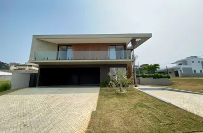 Casa em condomínio fechado com 4 quartos à venda na Rua Munhoz, Alphaville, Juiz de Fora