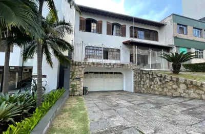Casa com 5 quartos 2 suítes e 5 vagas de garagem no manoel honório