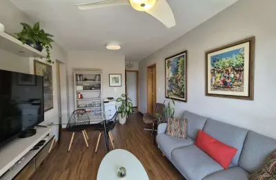 Apartamento de 01 quarto com varanda, garagem e elevador no alto dos passos