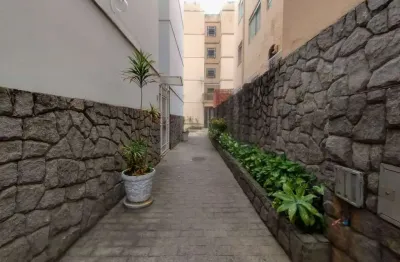 Locação - apartamento na rua oscar vidal no centro e com 03 quartos