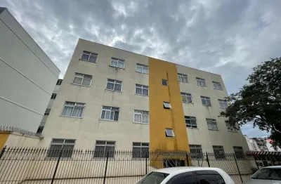 Apartamento de 03 quartos com garagem no mundo novo