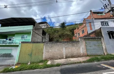 Terreno à venda na Rua Rafael Zacarias, Democrata, Juiz de Fora