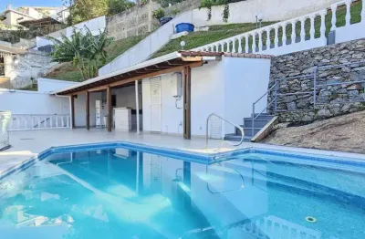 Casa em condomínio fechado com 3 quartos à venda na Rua do Imperador, São Pedro, Juiz de Fora