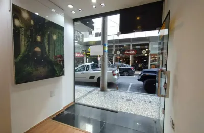 Ponto comercial para alugar na Rua Braz Bernardino, Centro, Juiz de Fora