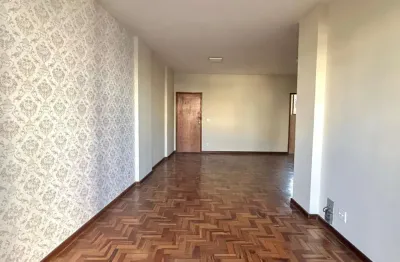 Apartamento com 3 quartos à venda na Avenida Presidente Itamar Franco, Centro, Juiz de Fora