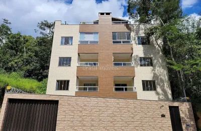 Apartamento de 02 quartos com garagem, primeira locação, no bairro em santa terezinha