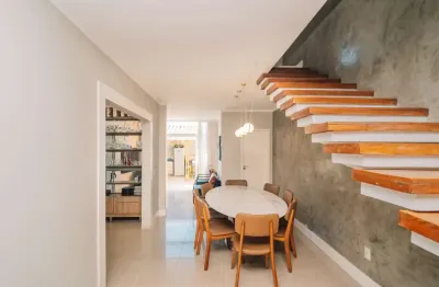 Casa com 3 quartos à venda na Rua Francisco Baptista de Oliveira, Aeroporto, Juiz de Fora