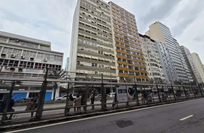 Locação - apartamento de 03 quartos no centro, andar alto, vista incrível e localização imbatível!