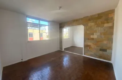 Apartamento com 2 quartos para alugar na Avenida Brasil, Costa Carvalho, Juiz de Fora