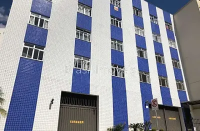 Locação - Apartamento no Paineiras com um quarto, uma vaga de garagem e móveis planejados