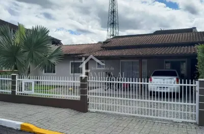 Casa com 2 quartos à venda na Vila Nova, Joinville 