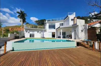 Casa em condomínio fechado com 6 suítes em igaratá-sp