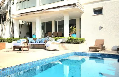 Casa à venda em alphaville na região central, privativa e moderna