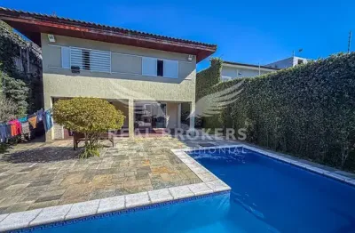 Casa mobiliada para locação na lapa, 3 dormitórios, muro alto, pronta para ocupação imediata