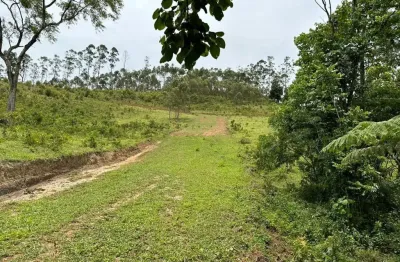 Vende-se terreno com excelente topografia para construção de chacara