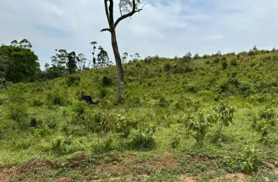 Vende-se terreno com ótima vista panorâmica para área verde