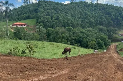 Vende-se terreno em excelente localização para chácaras - 600m²