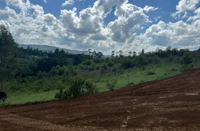 Vende-se lote com excelente topografia para construção de chacara