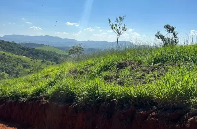 Vende-se terreno com ótima topografia para construção de chacara