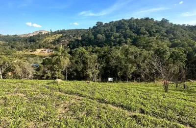 Vende-se lote para construção de chacara com exclente acesso por igarata