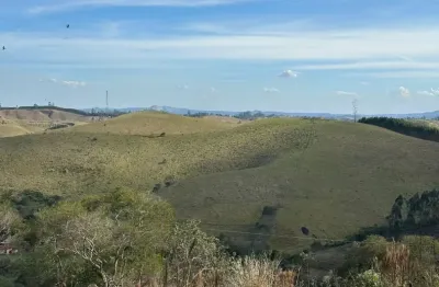 Terreno 800 metros com linda vista para natureza e próx do centro e da represa