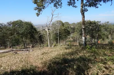 Vende-se terreno com excelente topografia ideal para construção de chácara