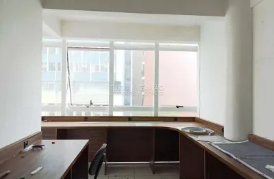 Sala comercial para alugar na rua marechal deodoro, 220, centro, curitiba, 74 m2 por r$ 2.300