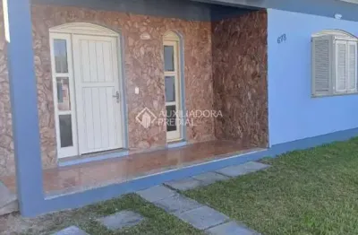 Casa com 3 quartos à venda na ego hoffmaster, 678, são francisco, tramandaí, 154 m2 por r$ 413.400