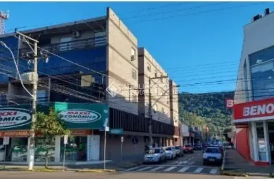 Apartamento com 1 quarto à venda na 24 de maio, 268, centro, osório, 56 m2 por r$ 220.000