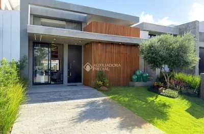 Casa em condomínio fechado com 4 quartos à venda na Rua Rio Novo, 15, Centro, Xangri-Lá, 173 m2 por R$ 1.990.000