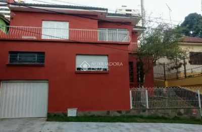 Casa com 4 quartos à venda na rua quintino bocaiúva, 221, centro, novo hamburgo, 435 m2 por r$ 650.000