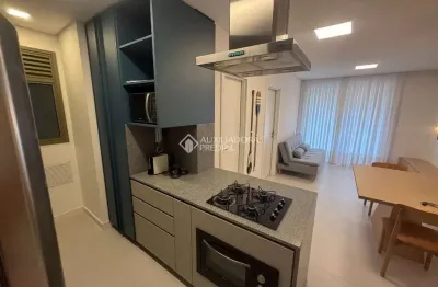 Apartamento com 1 quarto à venda na avenida dos dourados, 30, jurerê internacional, florianópolis, 51 m2 por r$ 1.250.000