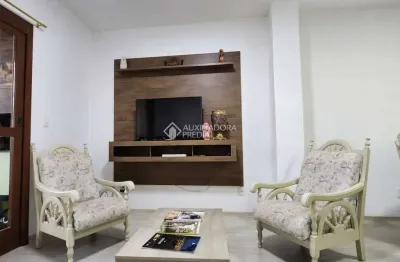 Apartamento com 3 quartos à venda na julio de castilhos, 248, centro, canela, 79 m2 por r$ 750.000