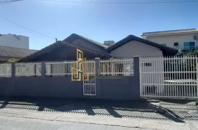 Casa com 3 quartos à venda na rua osmar gaya, 188, meia praia, navegantes, 123 m2 por r$ 760.000