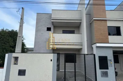 Casa com 2 quartos à venda na rua carlos de goes rebelo, 173, centro, navegantes por r$ 650.000